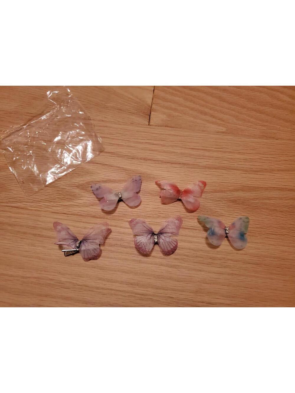 New set of 5 Girls butterfly hair clips